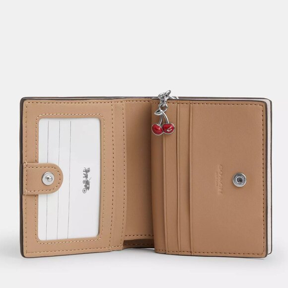 🍒 Coach Snap Wallet With Cherry Print - Picture 3 of 9